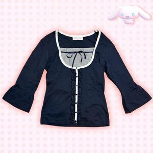 Prime pattern milkmaid top It has frills stripes bell sleeve